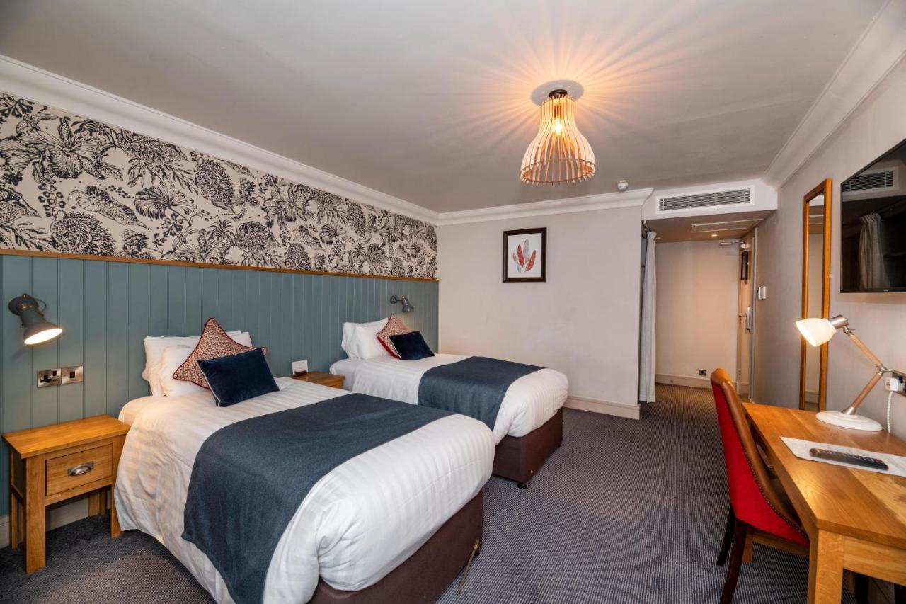 Hotel Greswolde Arms By Chef & Brewer Collection à Solihull Extérieur photo