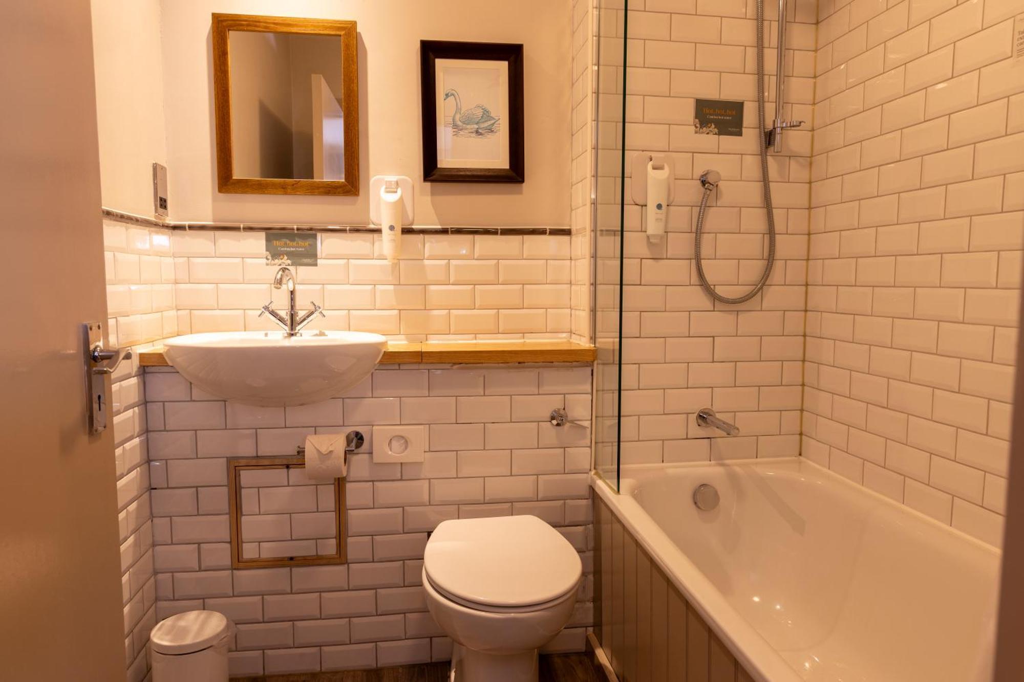 Hotel Greswolde Arms By Chef & Brewer Collection à Solihull Extérieur photo