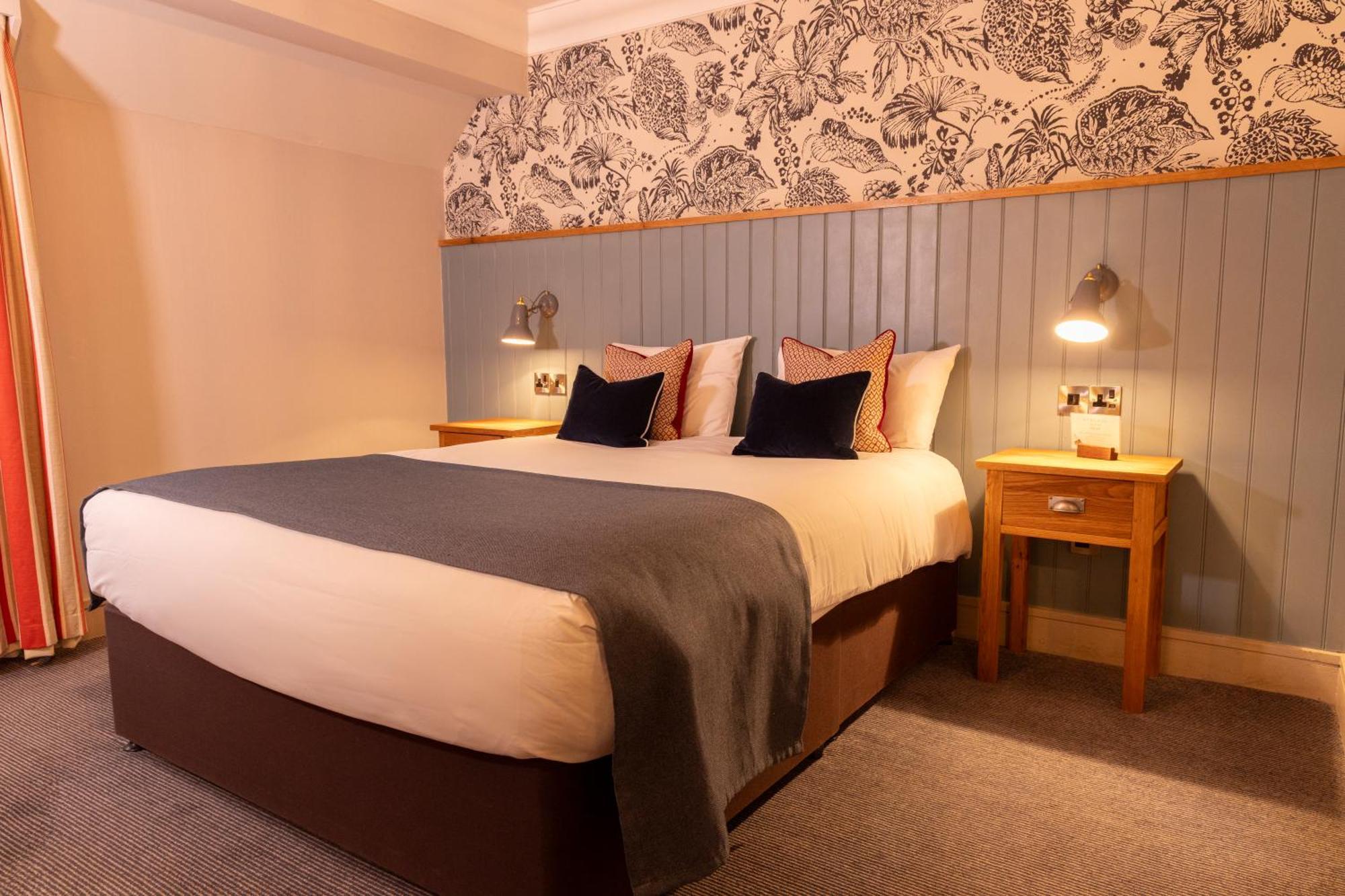 Hotel Greswolde Arms By Chef & Brewer Collection à Solihull Extérieur photo