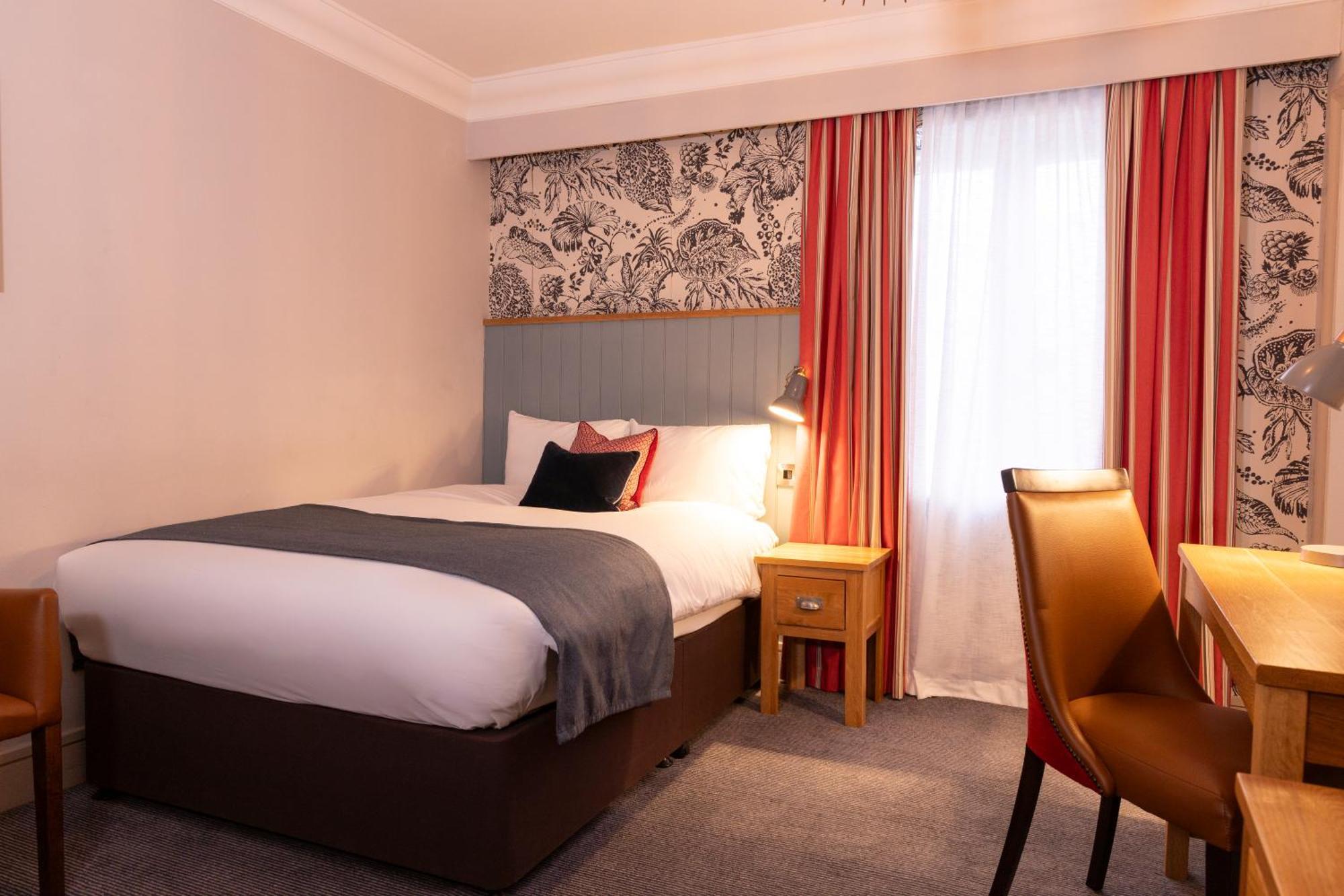 Hotel Greswolde Arms By Chef & Brewer Collection à Solihull Extérieur photo