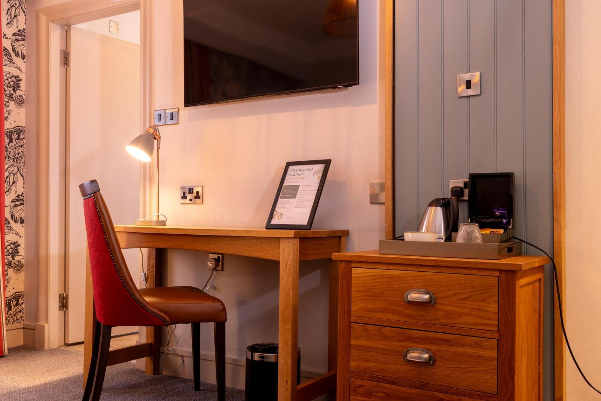Hotel Greswolde Arms By Chef & Brewer Collection à Solihull Extérieur photo